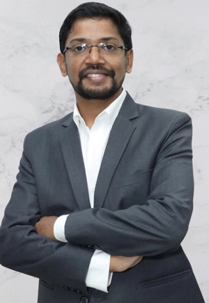 Dr. Akshay Bandewar